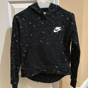 Girls Nike sweat shirt